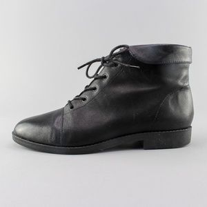 Vintage Ankle Boots | Black Leather | 90s Vintage